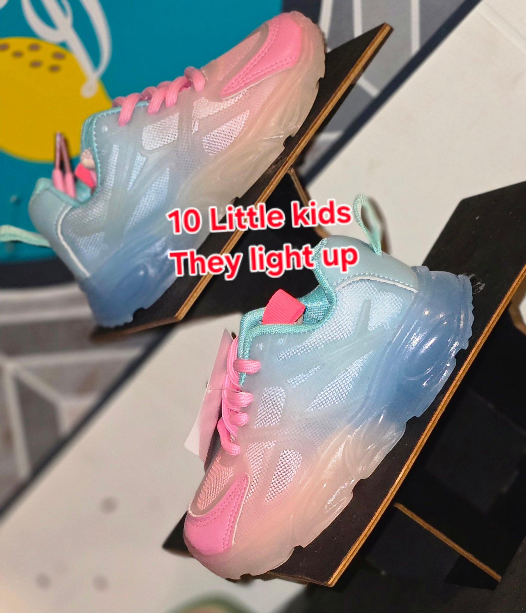 Little girls light up shoes
